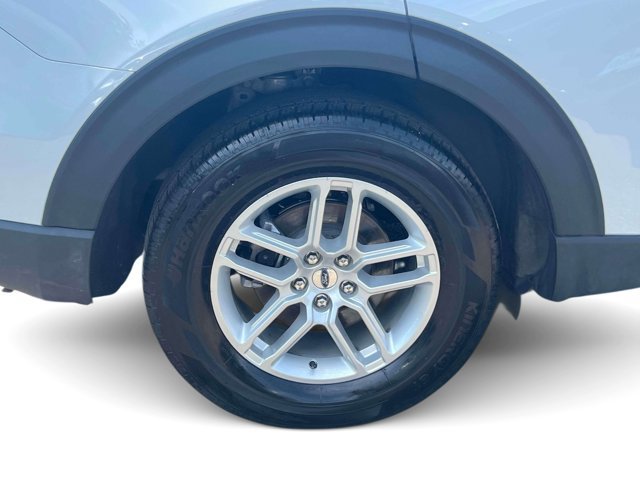 Used 2026 Ford Explorer Active AWD/4WD image 14