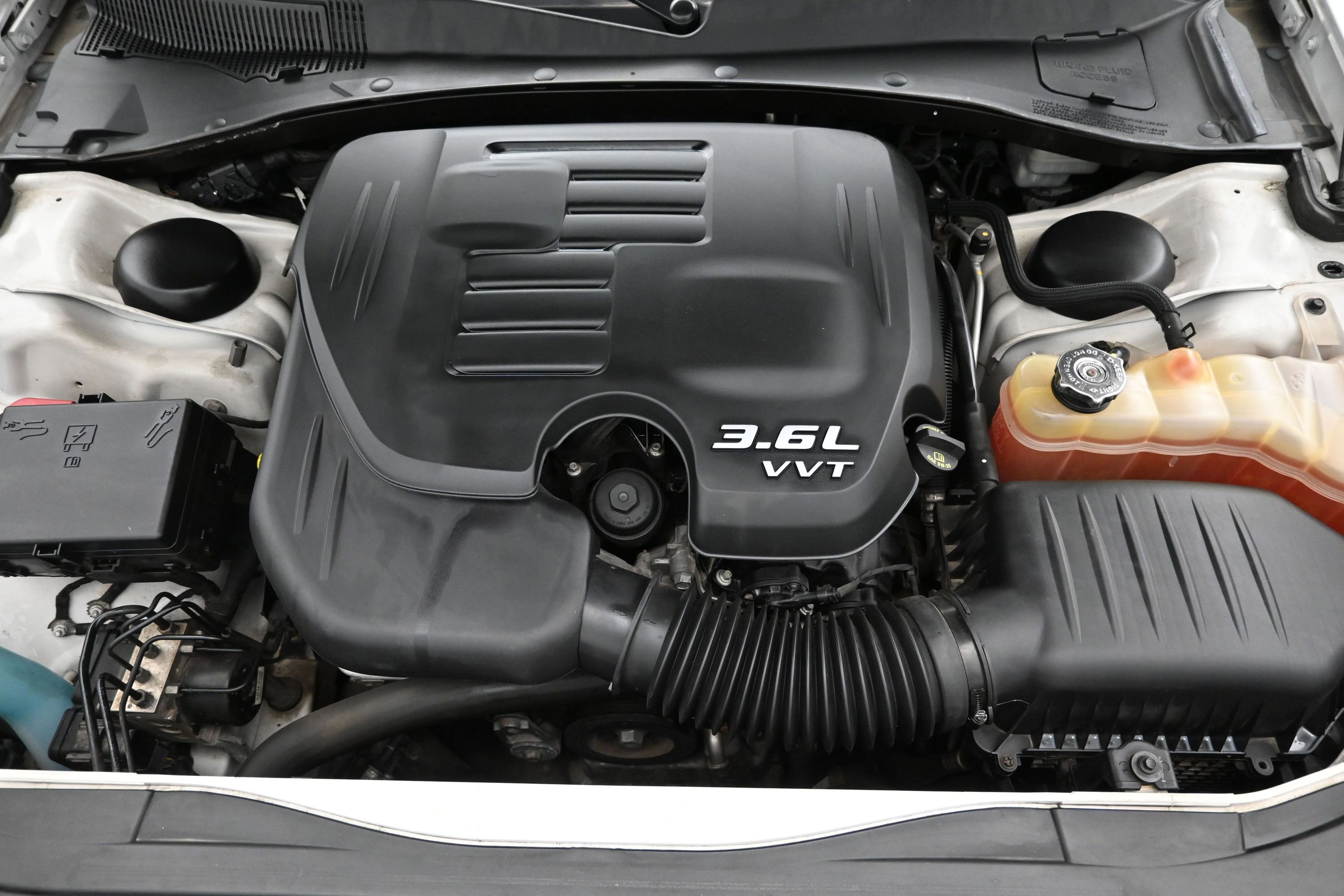Used 2013 Chrysler 300 RWD image 25