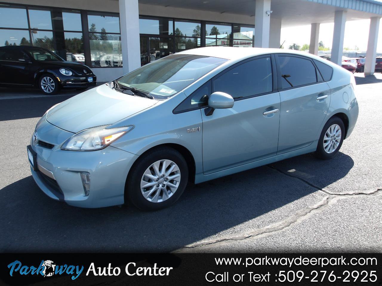 Used 2014 Toyota Prius Prime Plug-In Hybrid FWD image 1