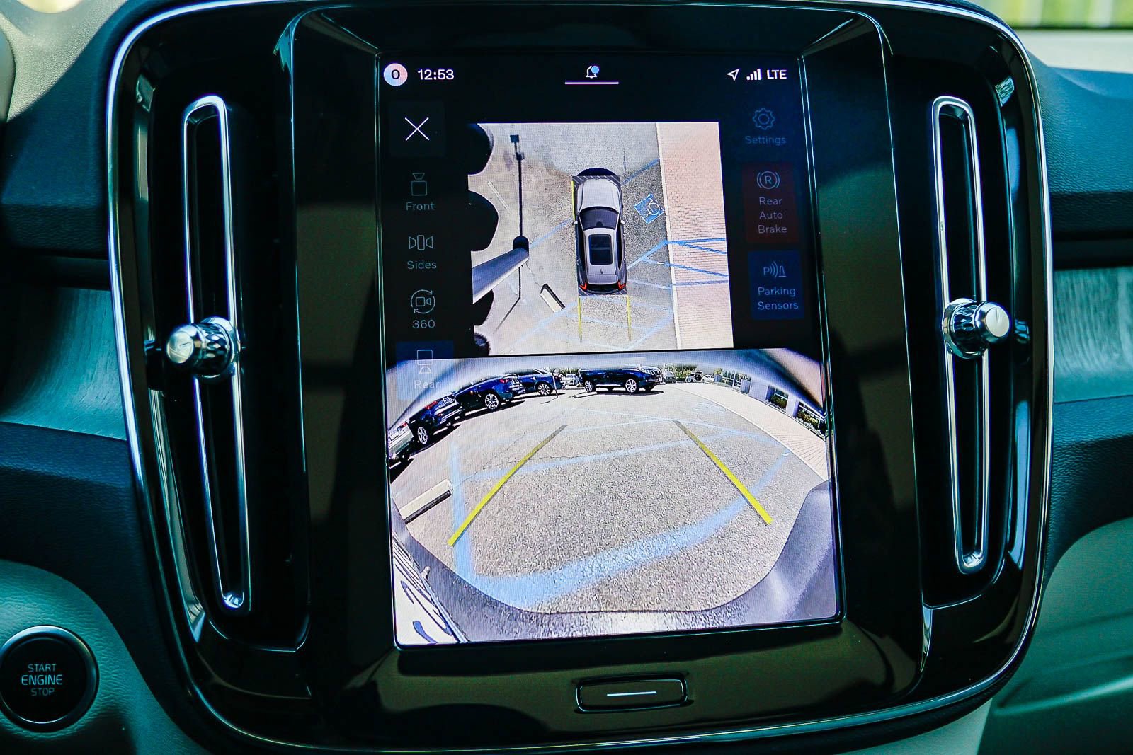 Certified 2026 Volvo XC40 B5 Plus w/ Protection Package Premier image 26