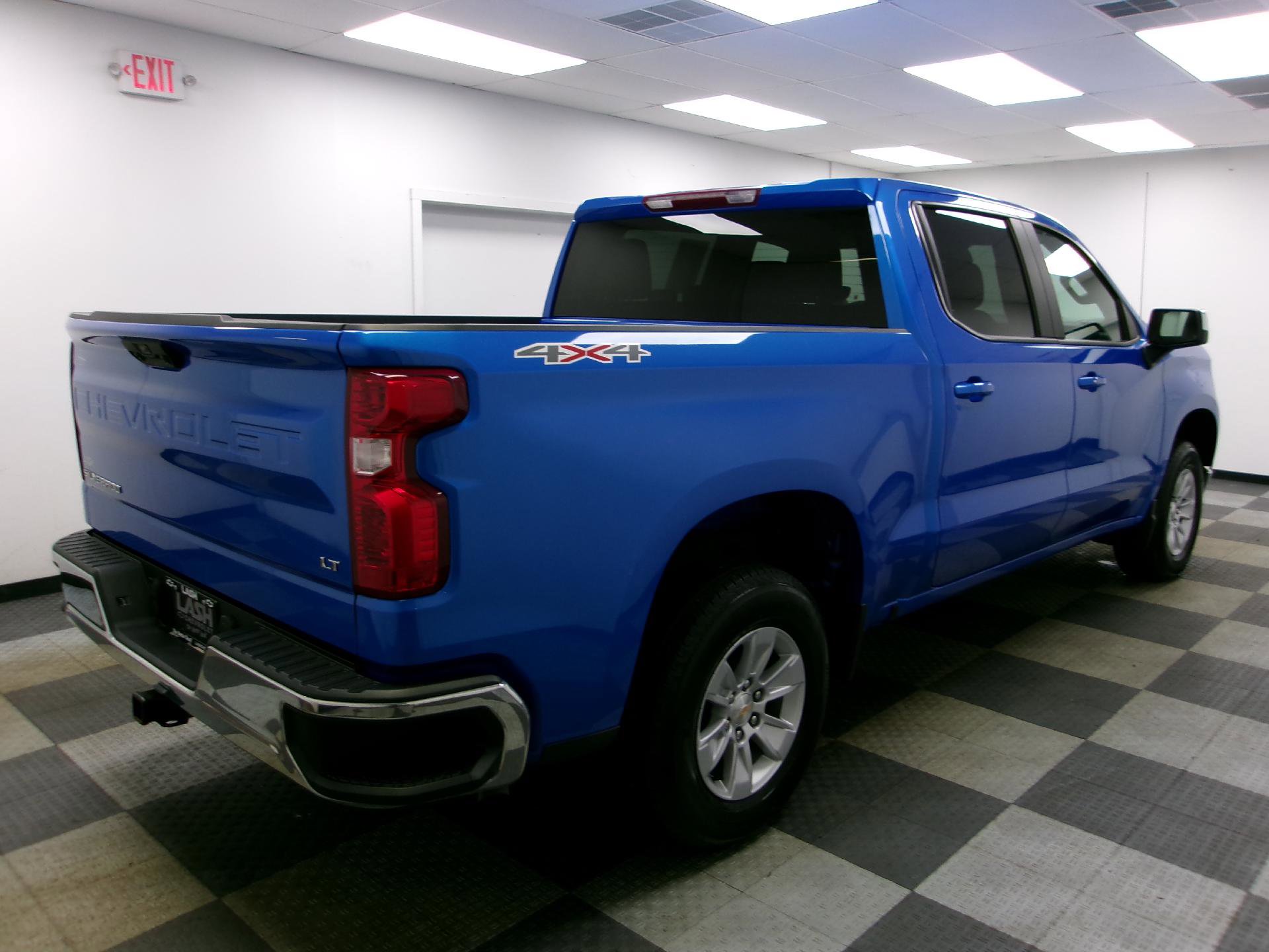 Used 2025 Chevrolet Silverado 1500 LT AWD/4WD image 14