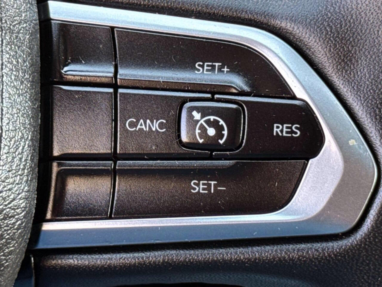 Used 2024 Jeep Compass Latitude AWD/4WD image 14