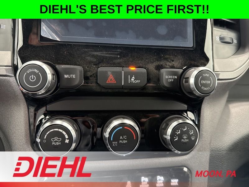 New 2026 RAM 1500 Classic Warlock image 28