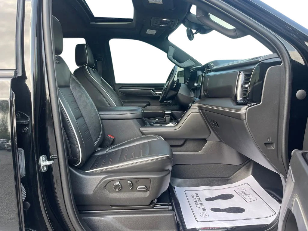 Used 2023 GMC Sierra 1500 AT4X AWD/4WD image 22