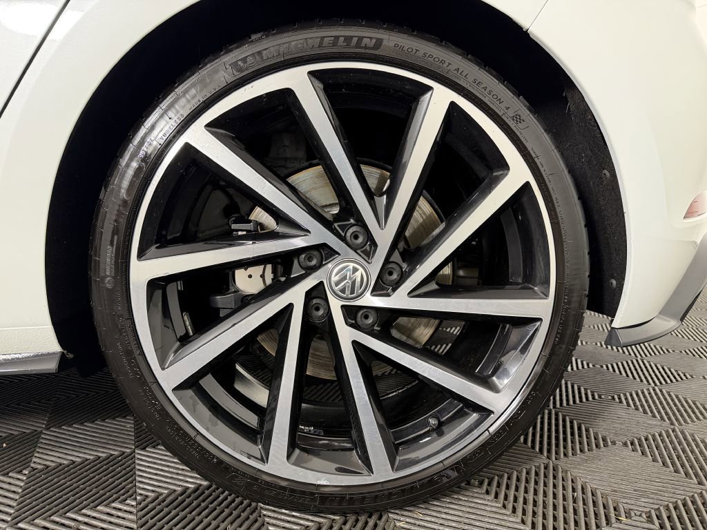 Used 2018 Volkswagen Golf 4-Door AWD/4WD image 33