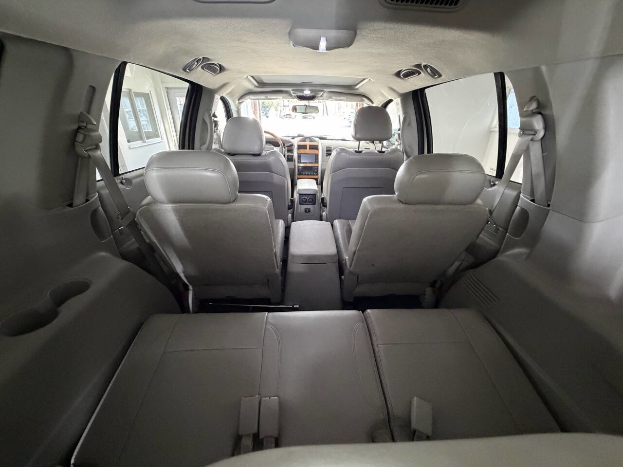 Used 2008 Chrysler Aspen Limited image 20