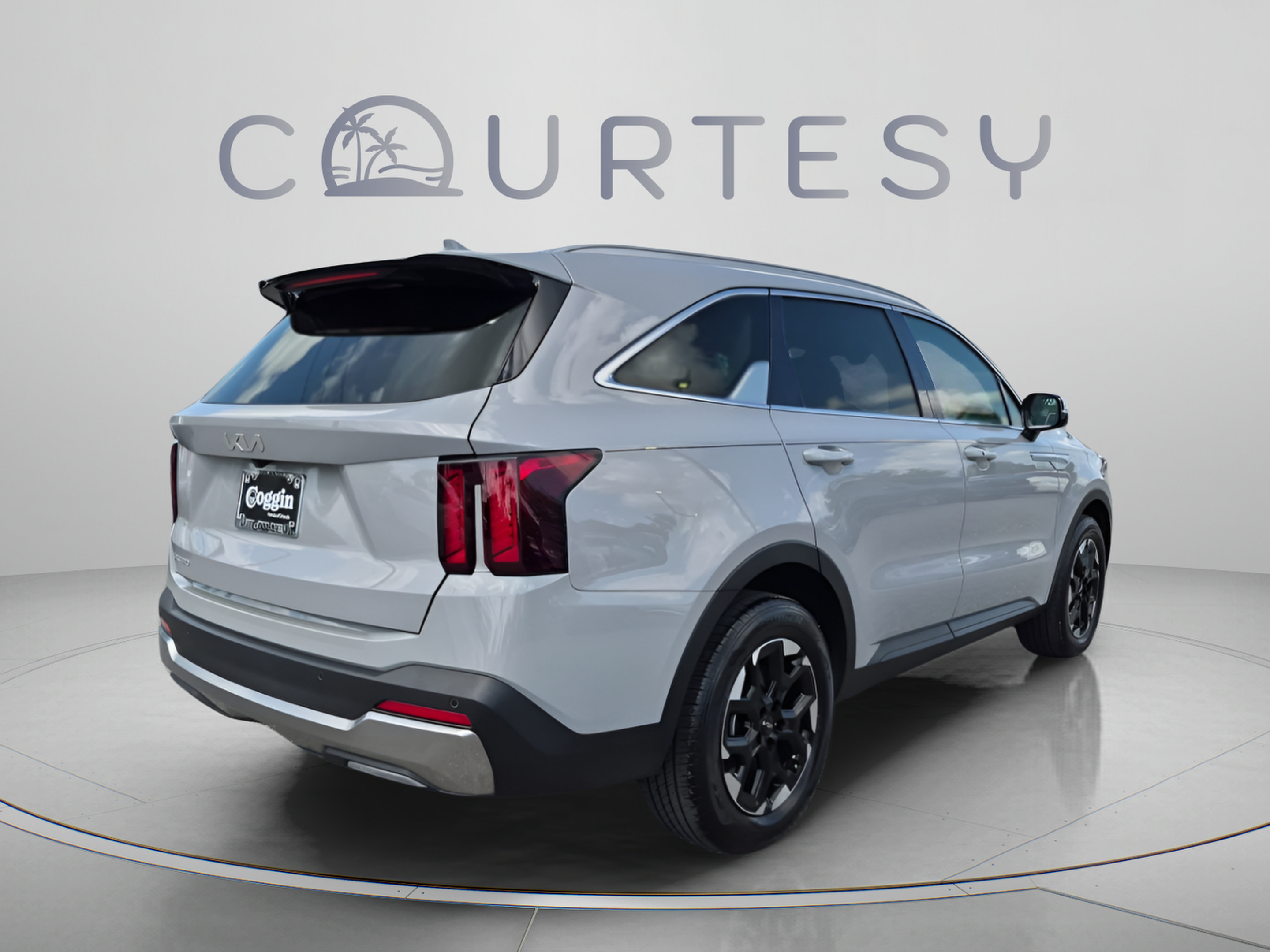 Used 2025 Kia Sorento S FWD image 7
