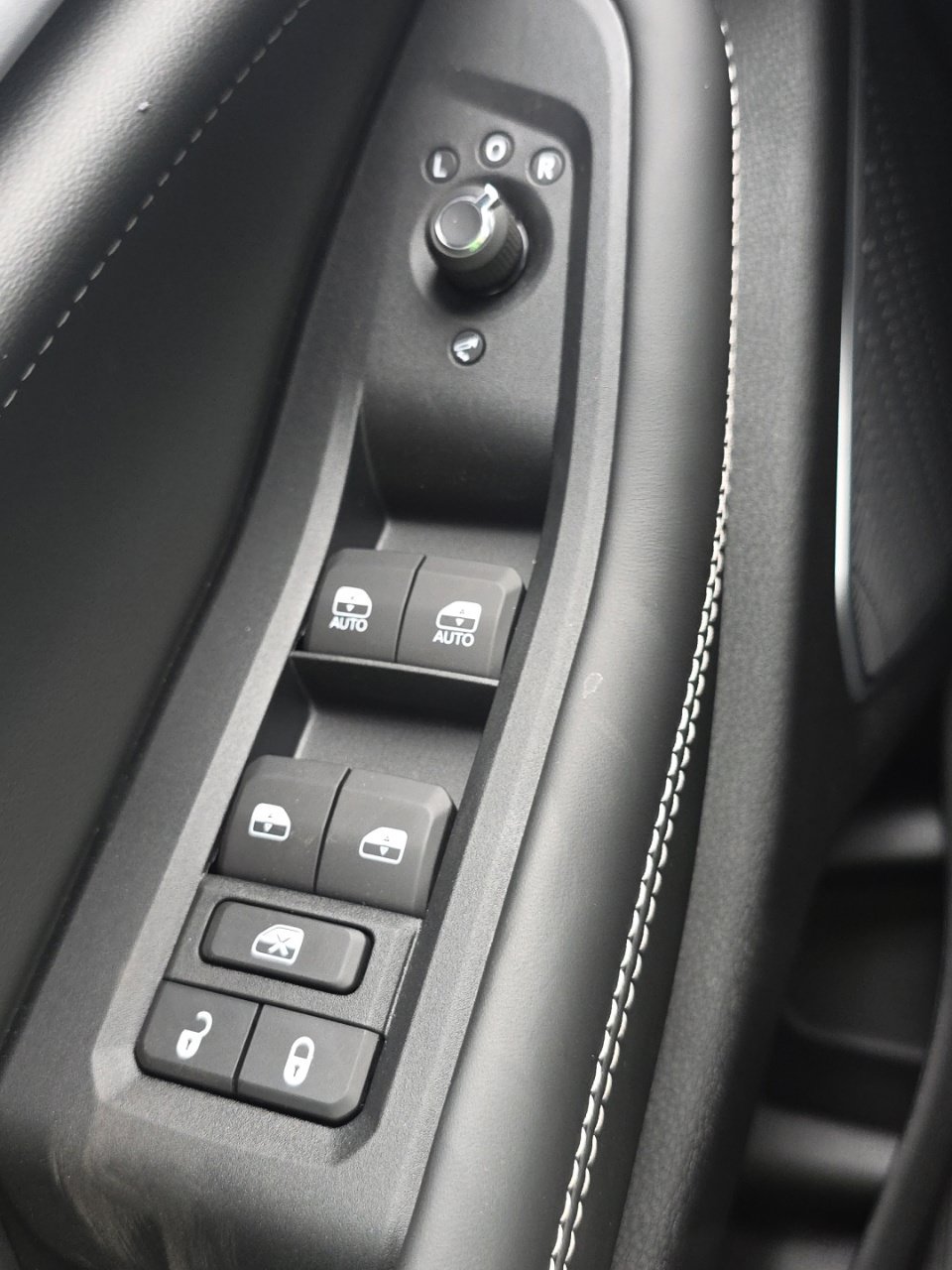 New 2027 Jeep Grand Cherokee L Limited AWD/4WD image 43