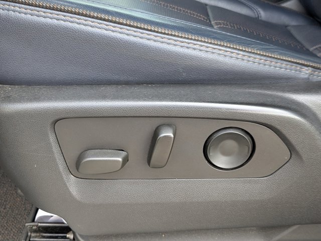 Used 2022 Chevrolet Silverado 1500 High Country w/ Technology Package image 20