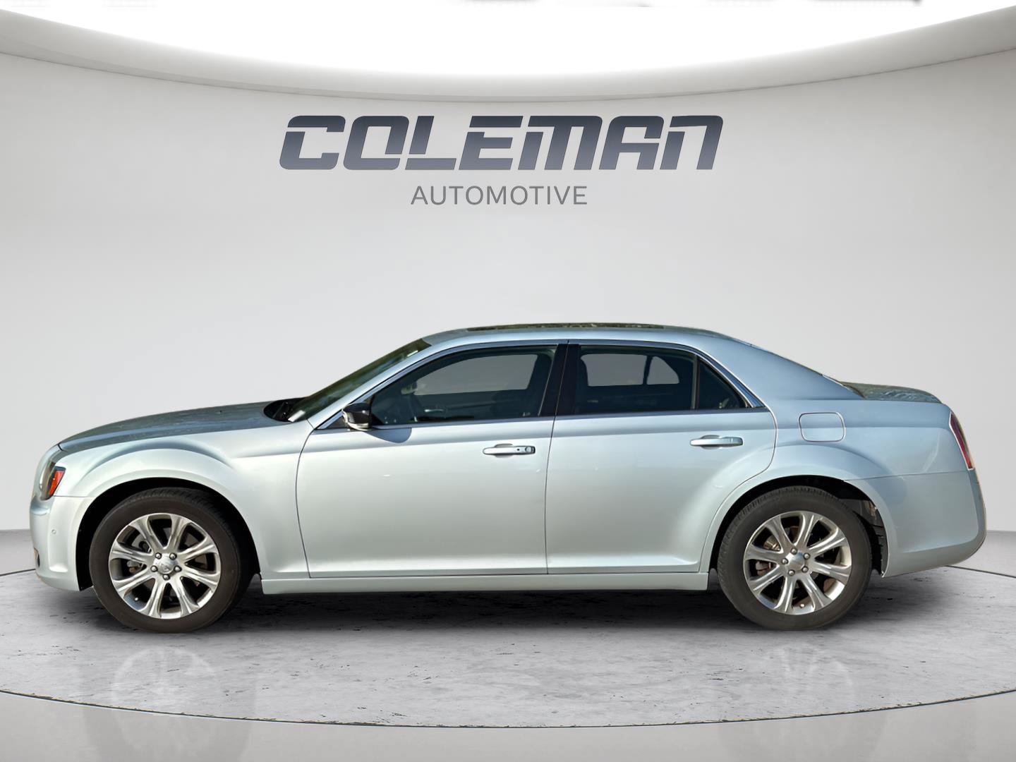 Used 2013 Chrysler 300 S AWD/4WD image 2