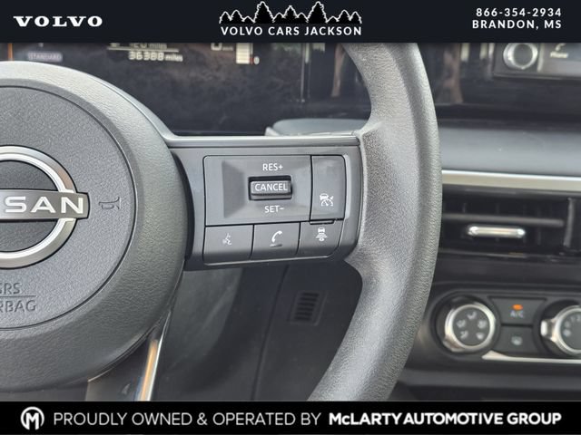 Used 2025 Nissan Kicks S w/ Charging Package FWD image 25