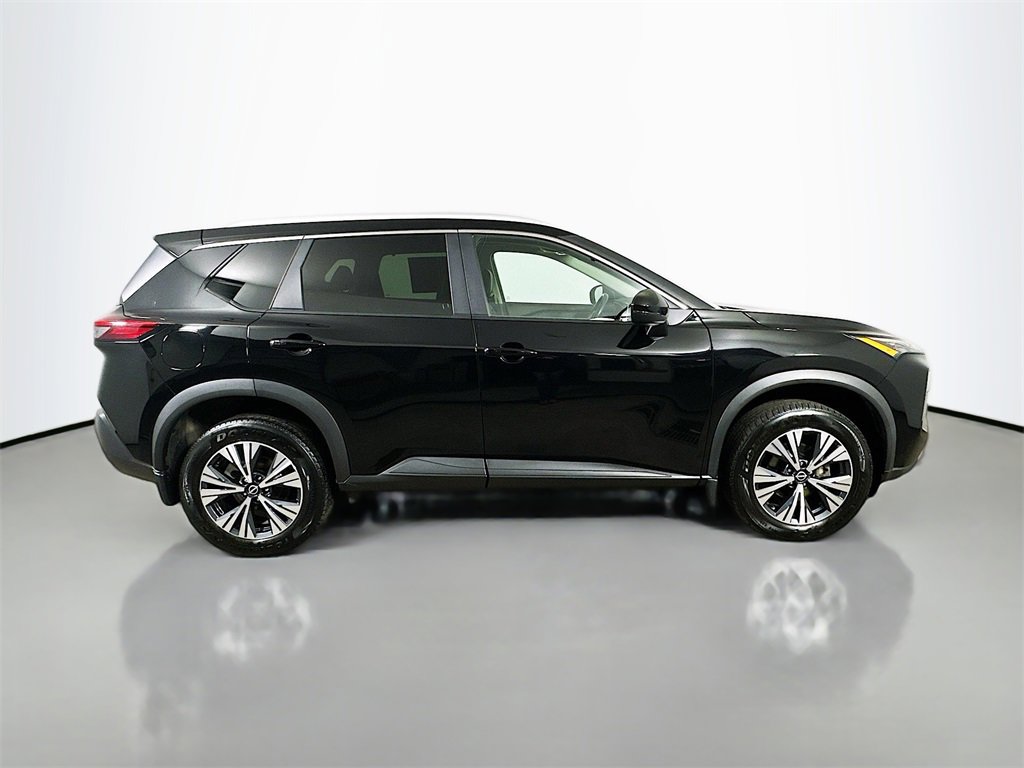 Used 2023 Nissan Rogue SV w/ SV Premium Package image 7