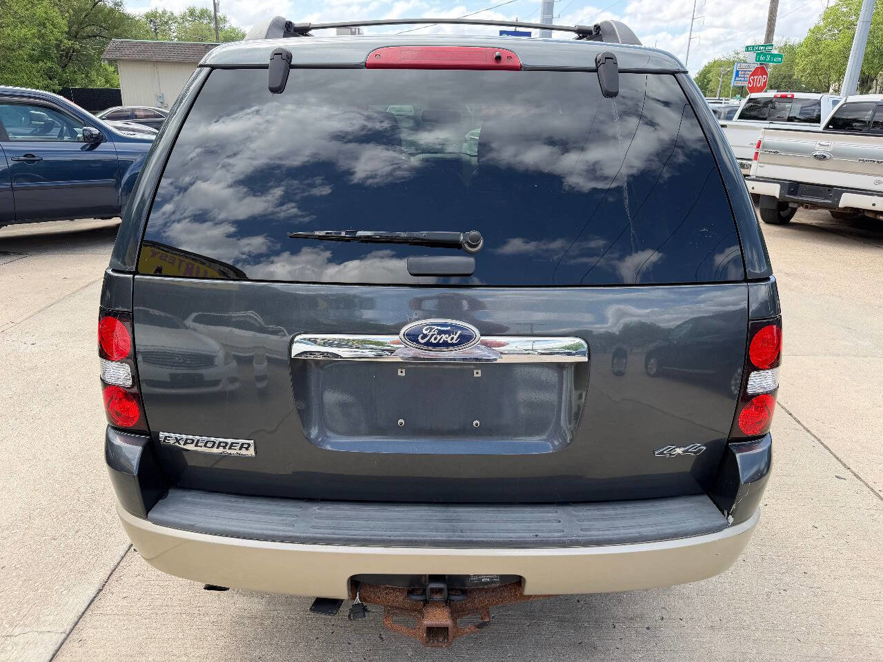 Used 2010 Ford Explorer Eddie Bauer AWD/4WD image 6