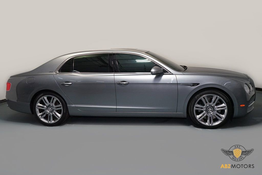 Used 2016 Bentley Flying Spur W12 image 4