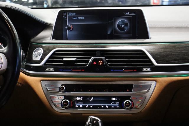 Used 2016 BMW 750i xDrive AWD/4WD image 64