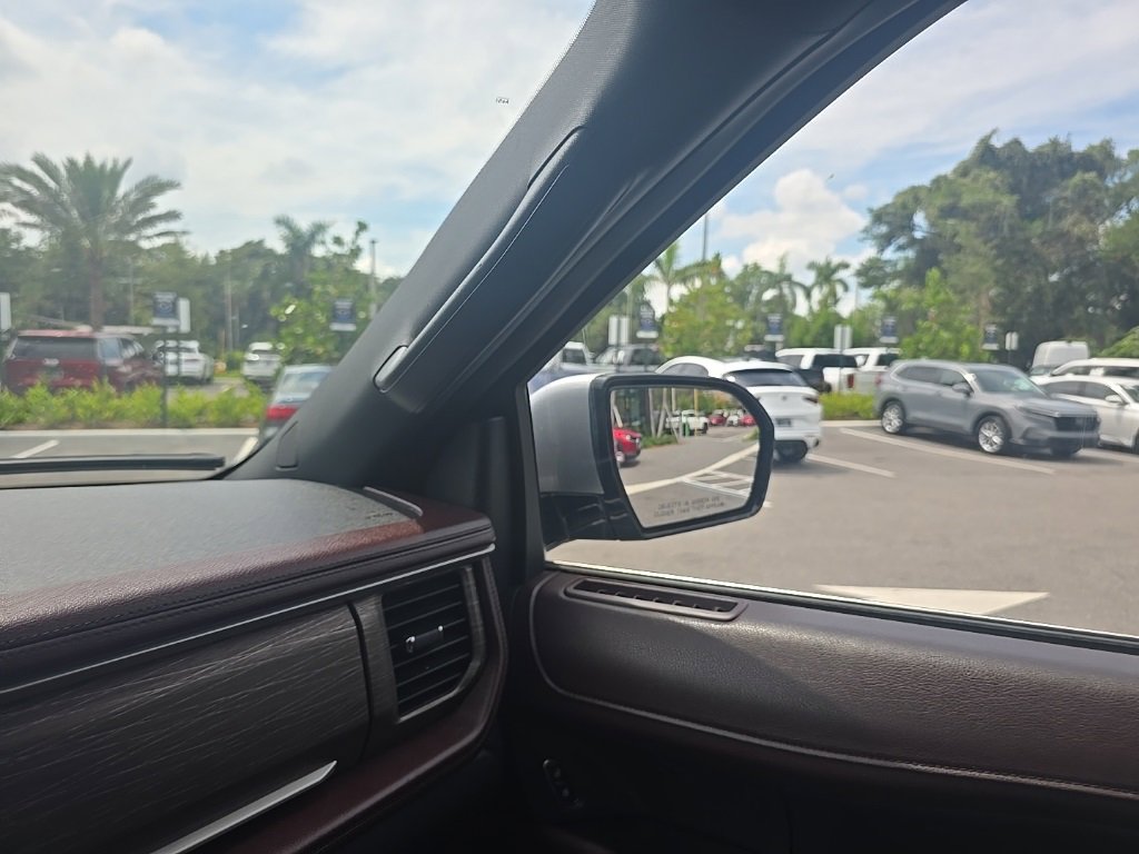 Used 2023 Ford Expedition Limited image 63