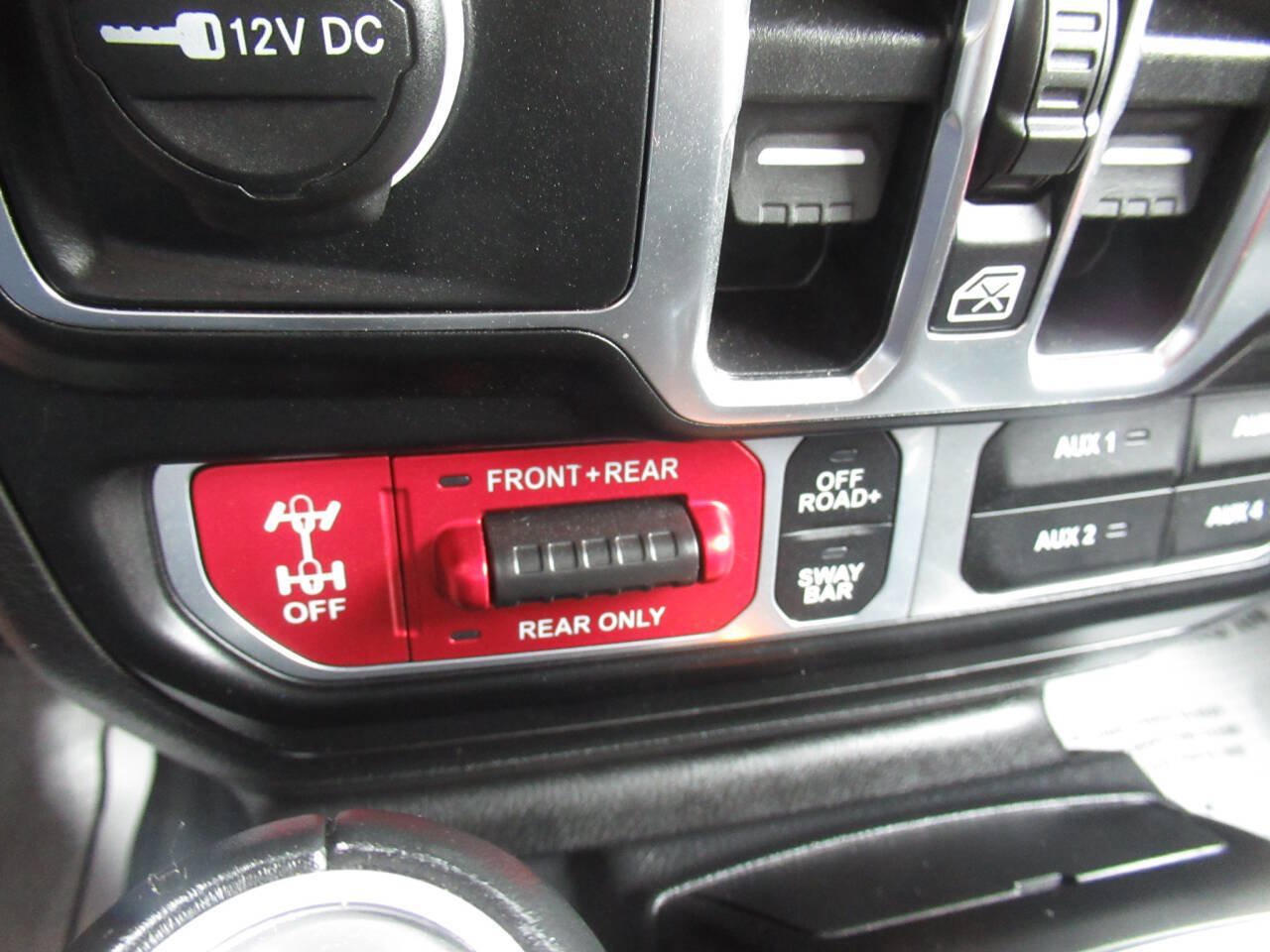 Used 2023 Jeep Wrangler Unlimited Rubicon 392 AWD/4WD image 37