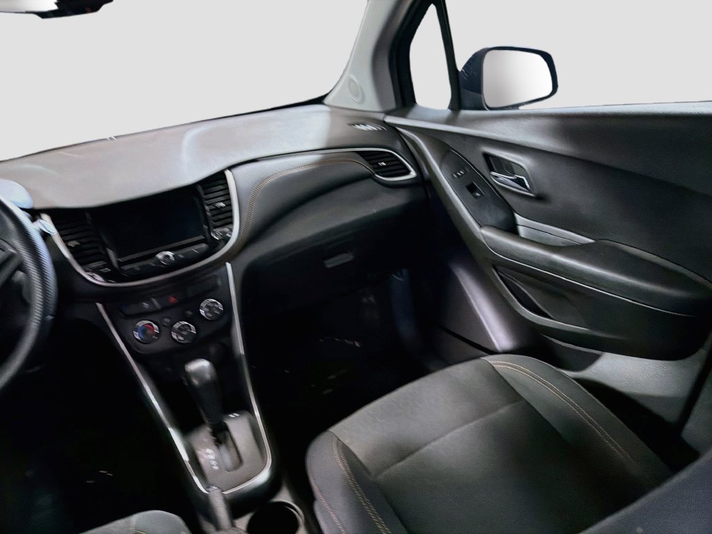 Used 2018 Chevrolet Trax LS FWD image 20