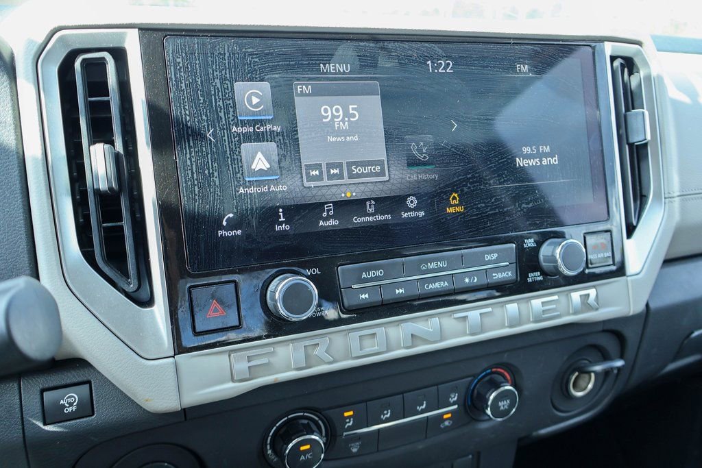 Certified 2025 Nissan Frontier SV image 3