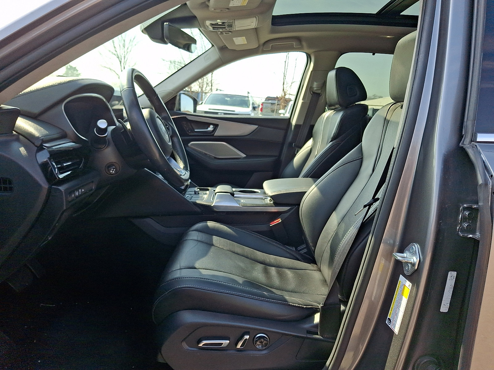 Used 2023 Acura MDX SH-AWD w/ Technology Package image 13