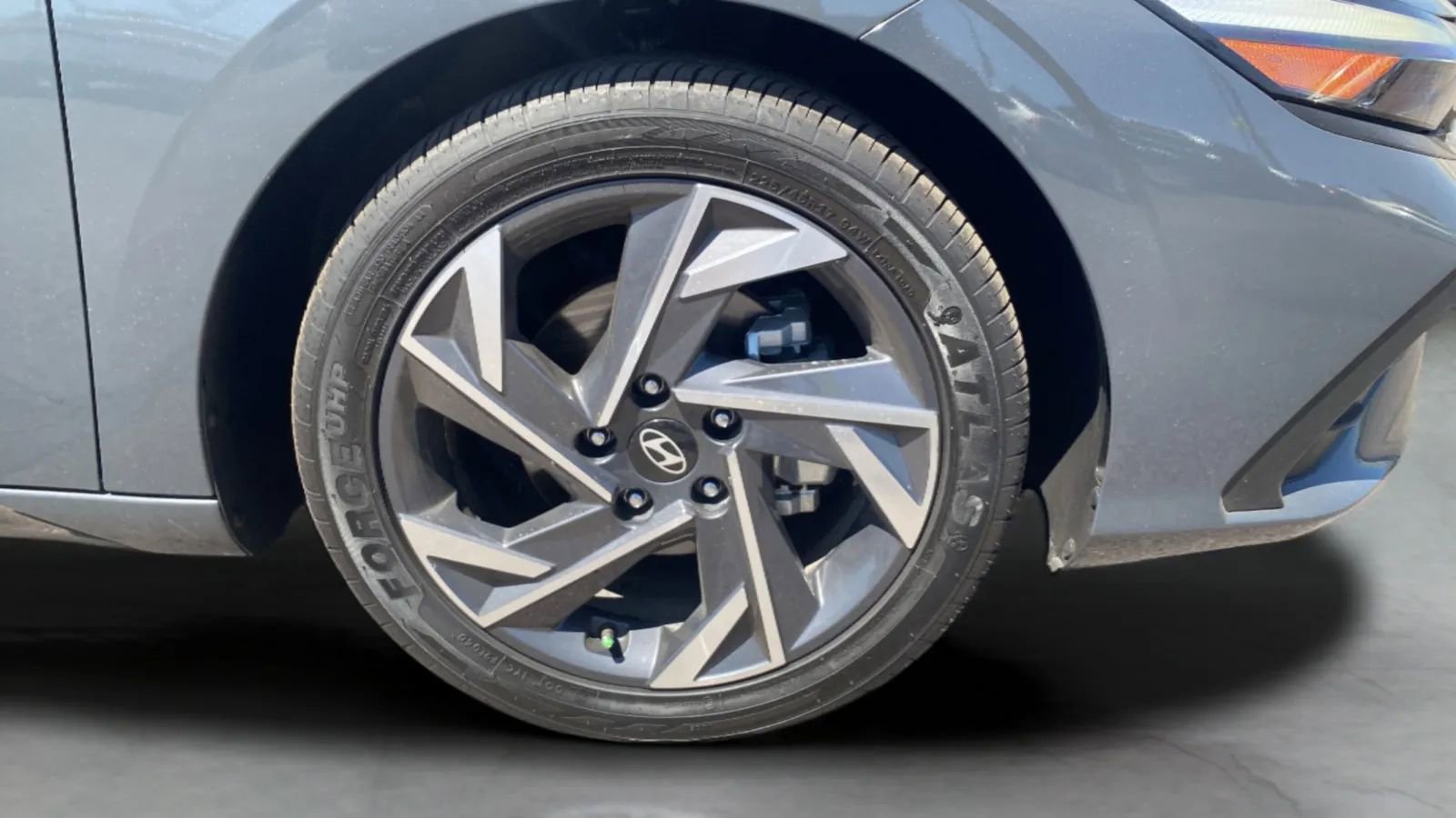 Used 2025 Hyundai Elantra Sport FWD image 56