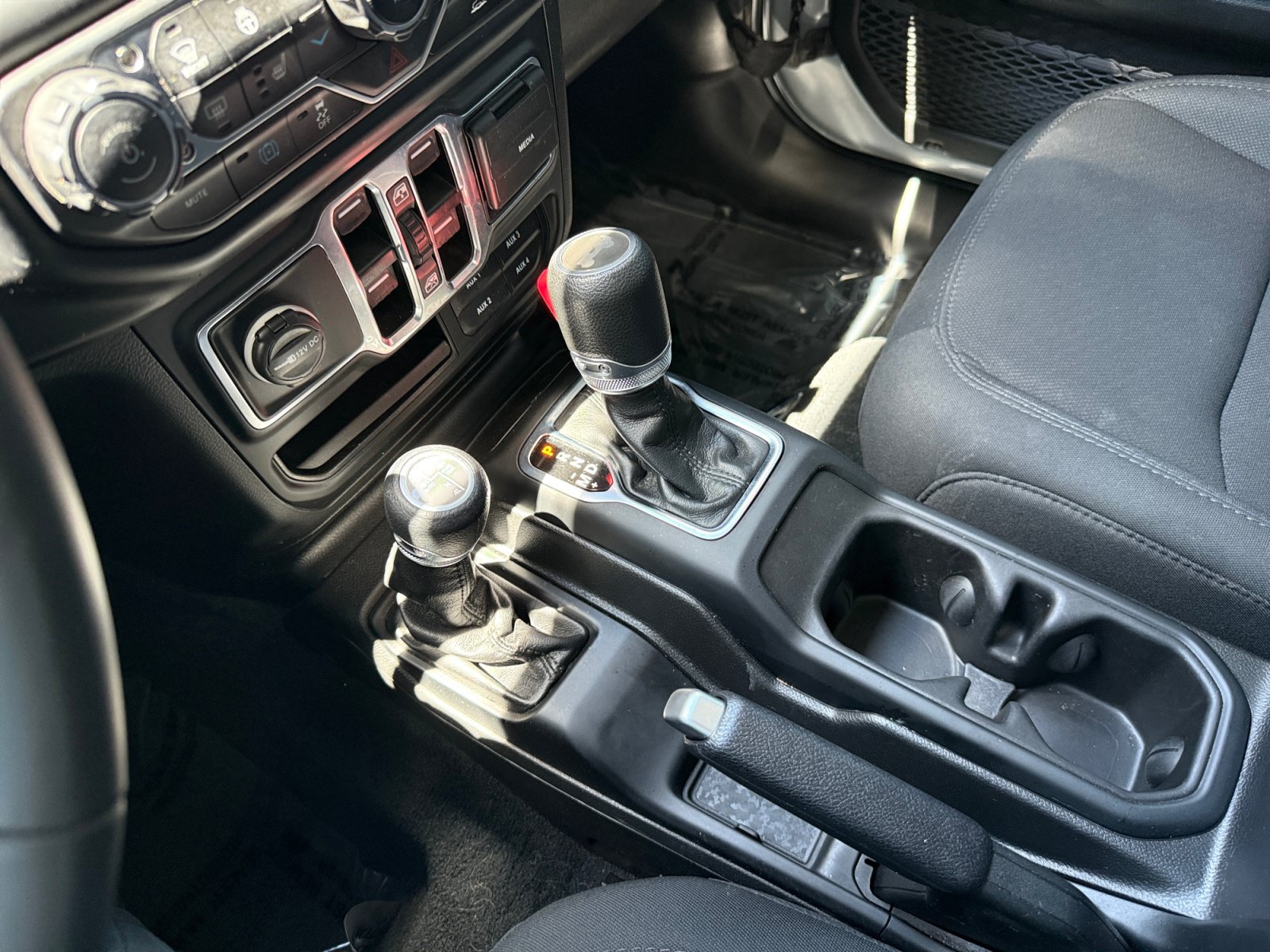 Used 2023 Jeep Wrangler Unlimited w/ Cold Weather Group AWD/4WD image 13