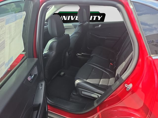 New 2026 Ford Escape SE w/ Class II Trailer Tow Package FWD image 9