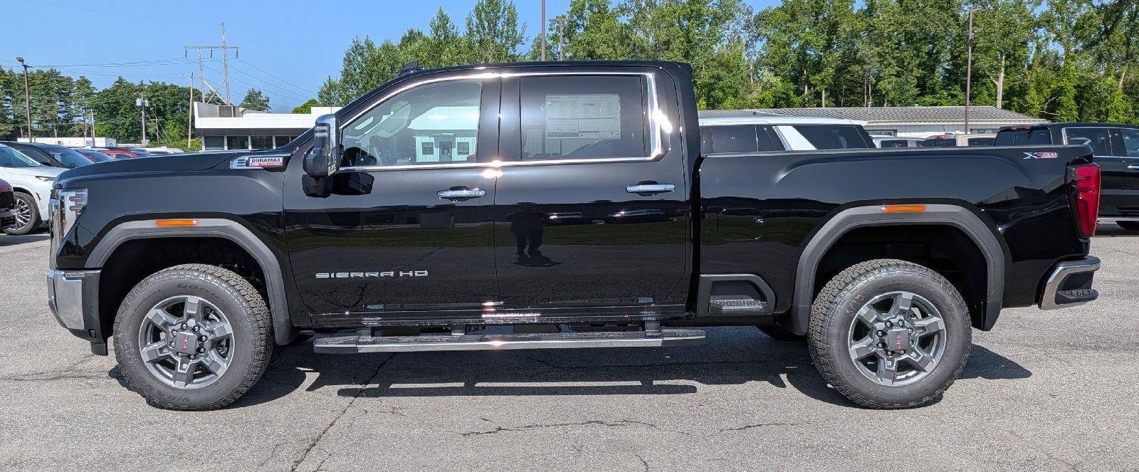 New 2026 GMC Sierra 2500 SLT w/ SLT Premium Package AWD/4WD image 6
