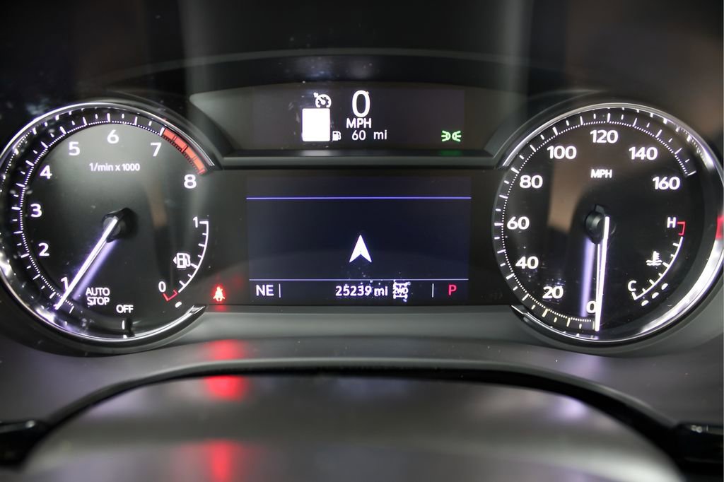 Used 2023 Cadillac XT6 Premium Luxury AWD/4WD image 33