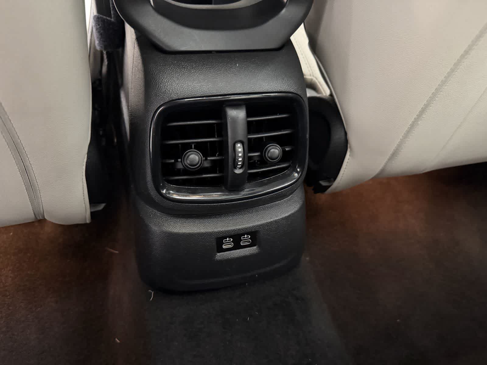 Used 2024 MINI Cooper Countryman S w/ Signature Upholstery Package FWD image 13