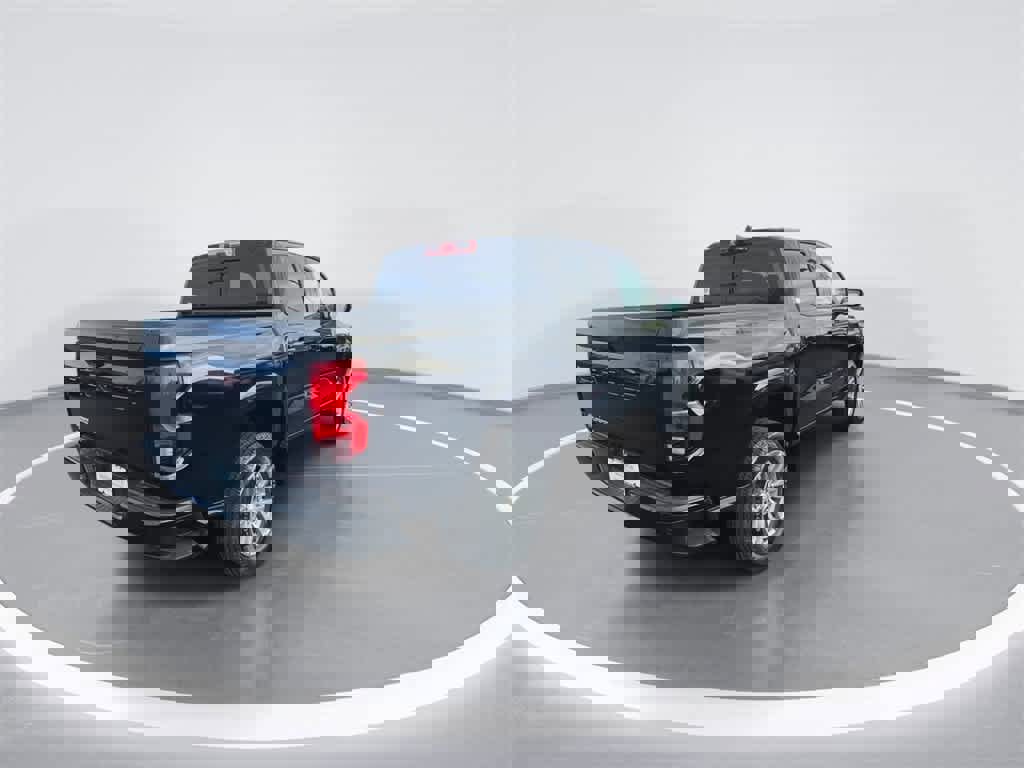 New 2025 Chevrolet Colorado LT image 8