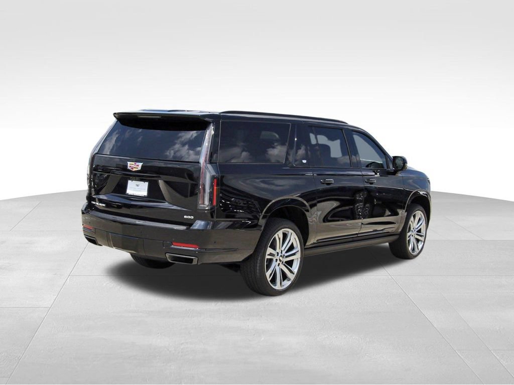 New 2026 Cadillac Escalade ESV Sport w/ Touring Package AWD/4WD image 4