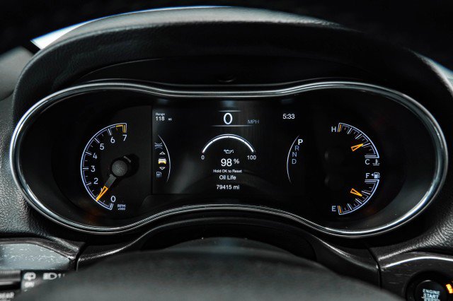 Used 2018 Jeep Grand Cherokee Laredo image 18