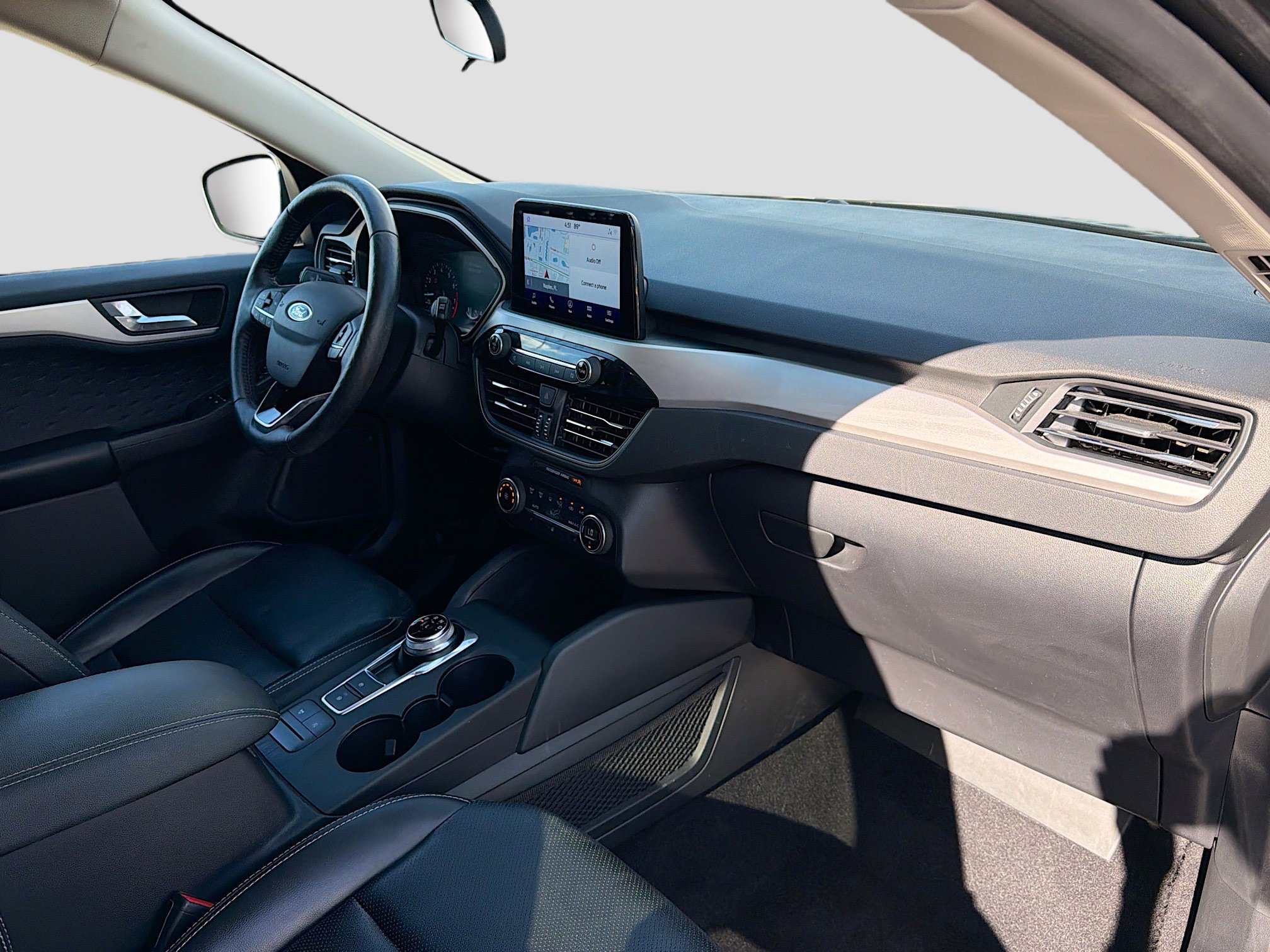 Used 2020 Ford Escape SEL image 14