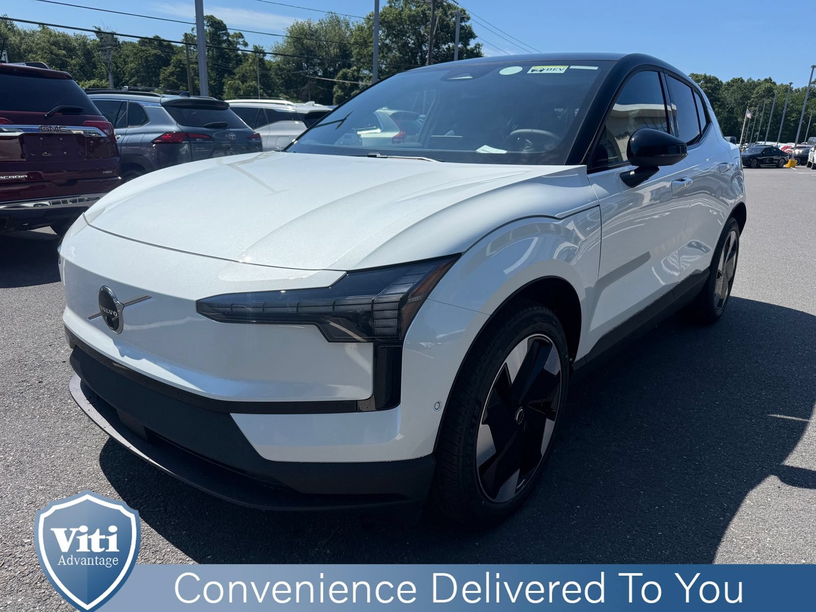 New 2026 Volvo EX30 Ultra w/ Protection Package AWD/4WD image 4