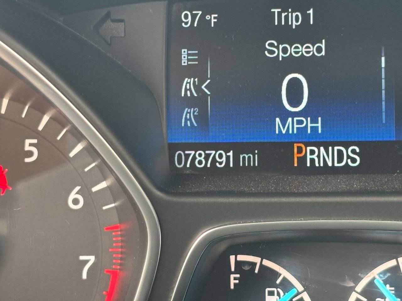 Used 2018 Ford Escape SE FWD image 18