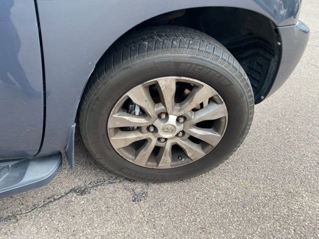 Used 2008 Toyota Sequoia Limited image 21