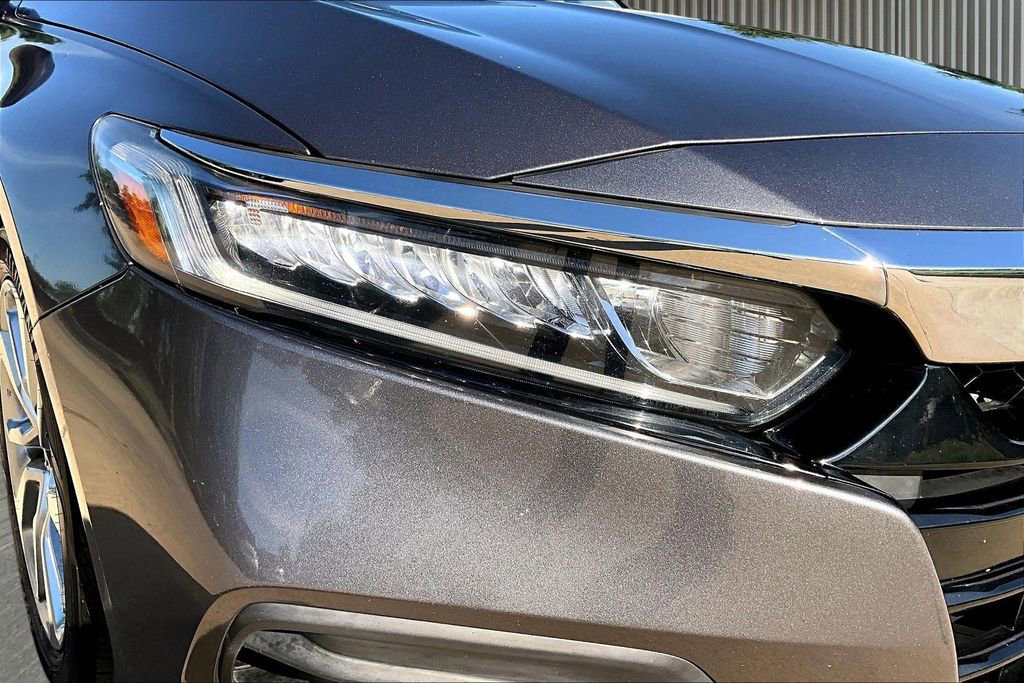 Used 2018 Honda Accord LX image 29