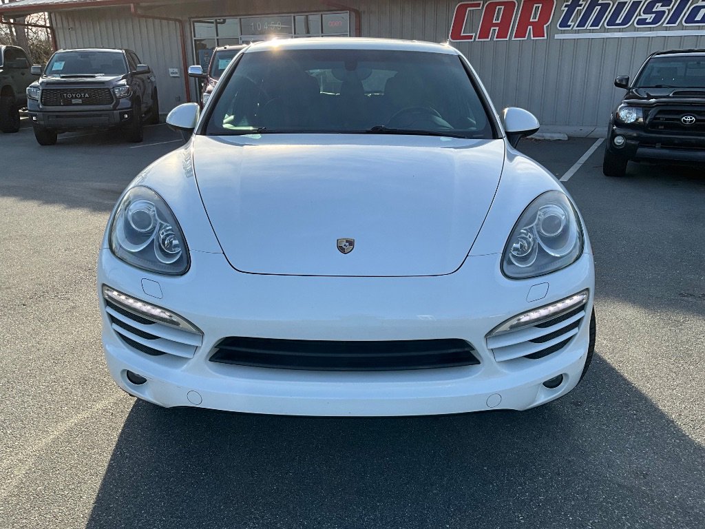 Used 2013 Porsche Cayenne 6-Speed Manual image 9