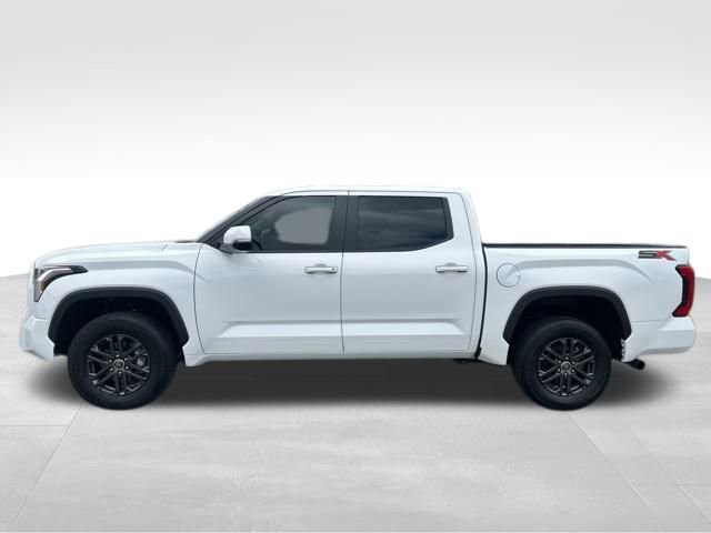 Used 2024 Toyota Tundra SR5 w/ SR5 Convenience Package image 3