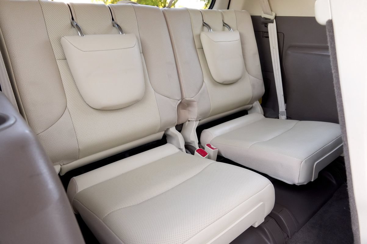 Used 2014 Lexus GX 460 w/ Premium Package AWD/4WD image 15