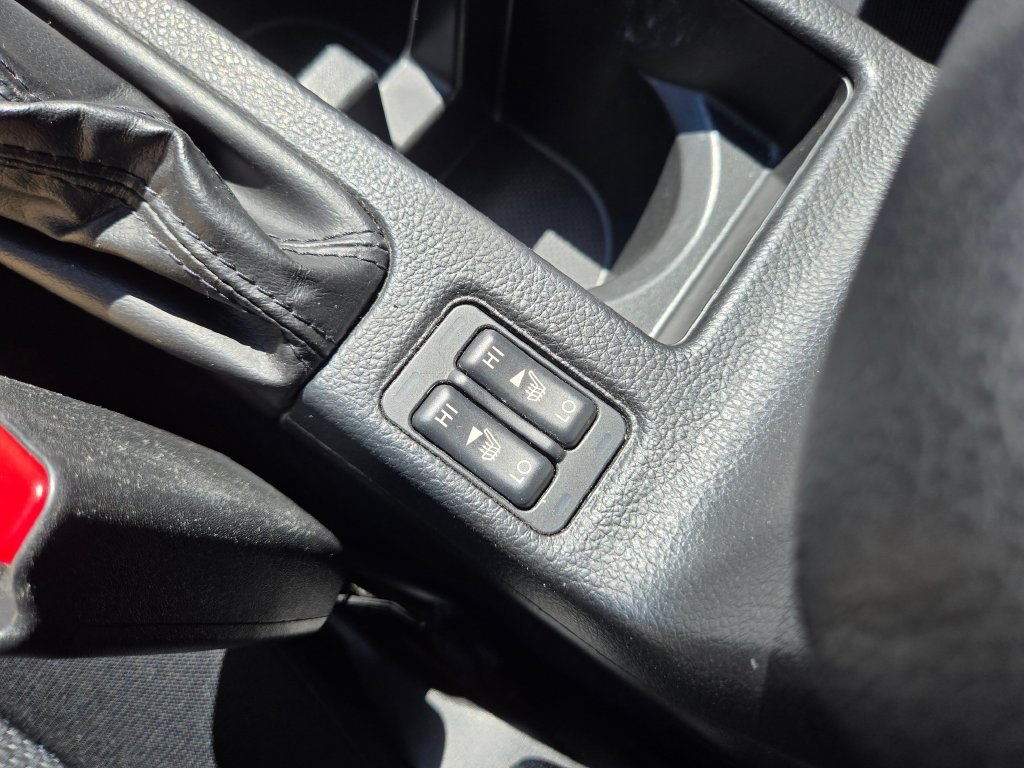Used 2014 Subaru Impreza 2.0i Premium w/ All-Weather Package w/CVT AWD/4WD image 28