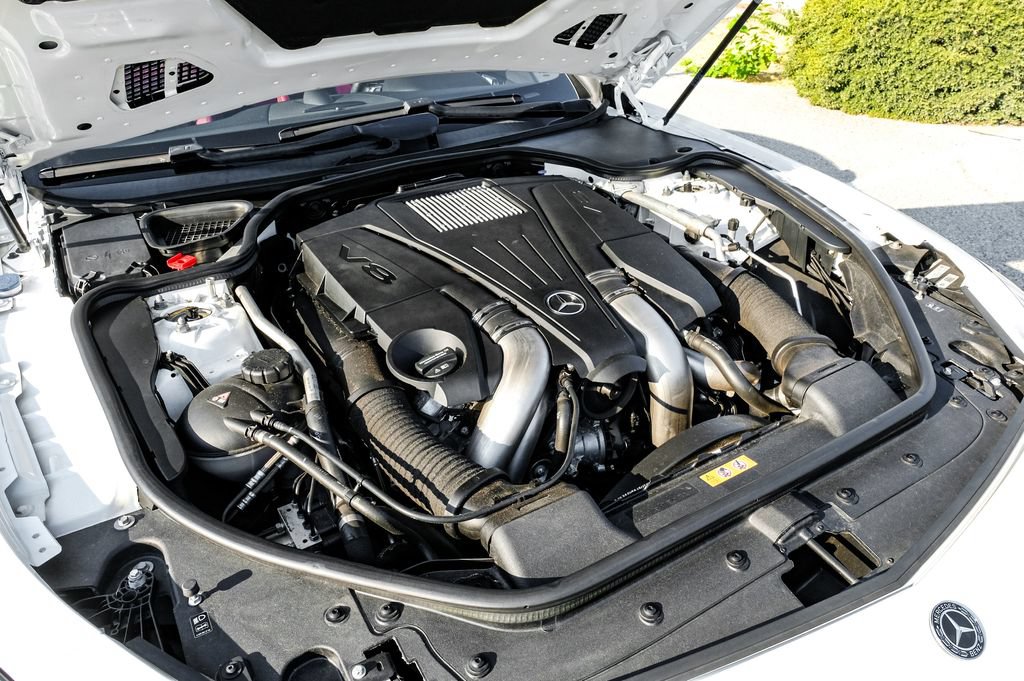 Used 2018 Mercedes-Benz SL 550 image 43