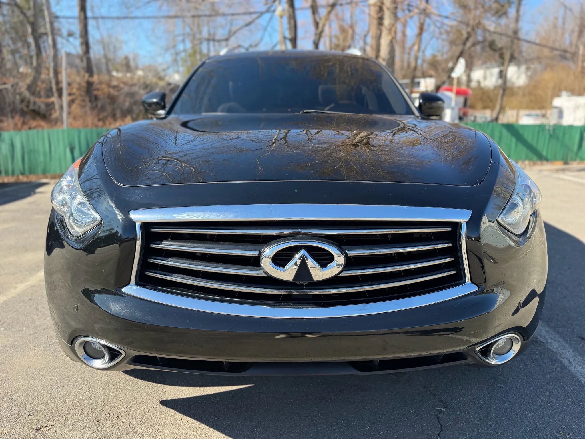 Used 2014 INFINITI QX70 3.7 Sport Utility 4D w/ Premium Package image 2