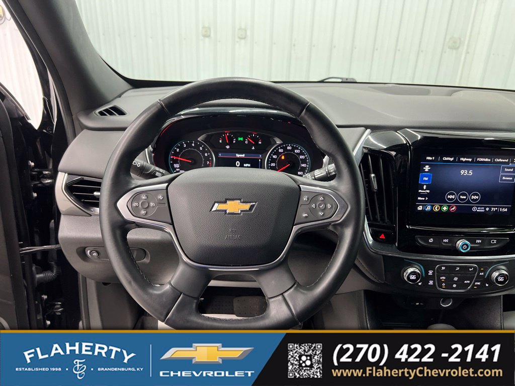 Used 2023 Chevrolet Traverse LT FWD image 27