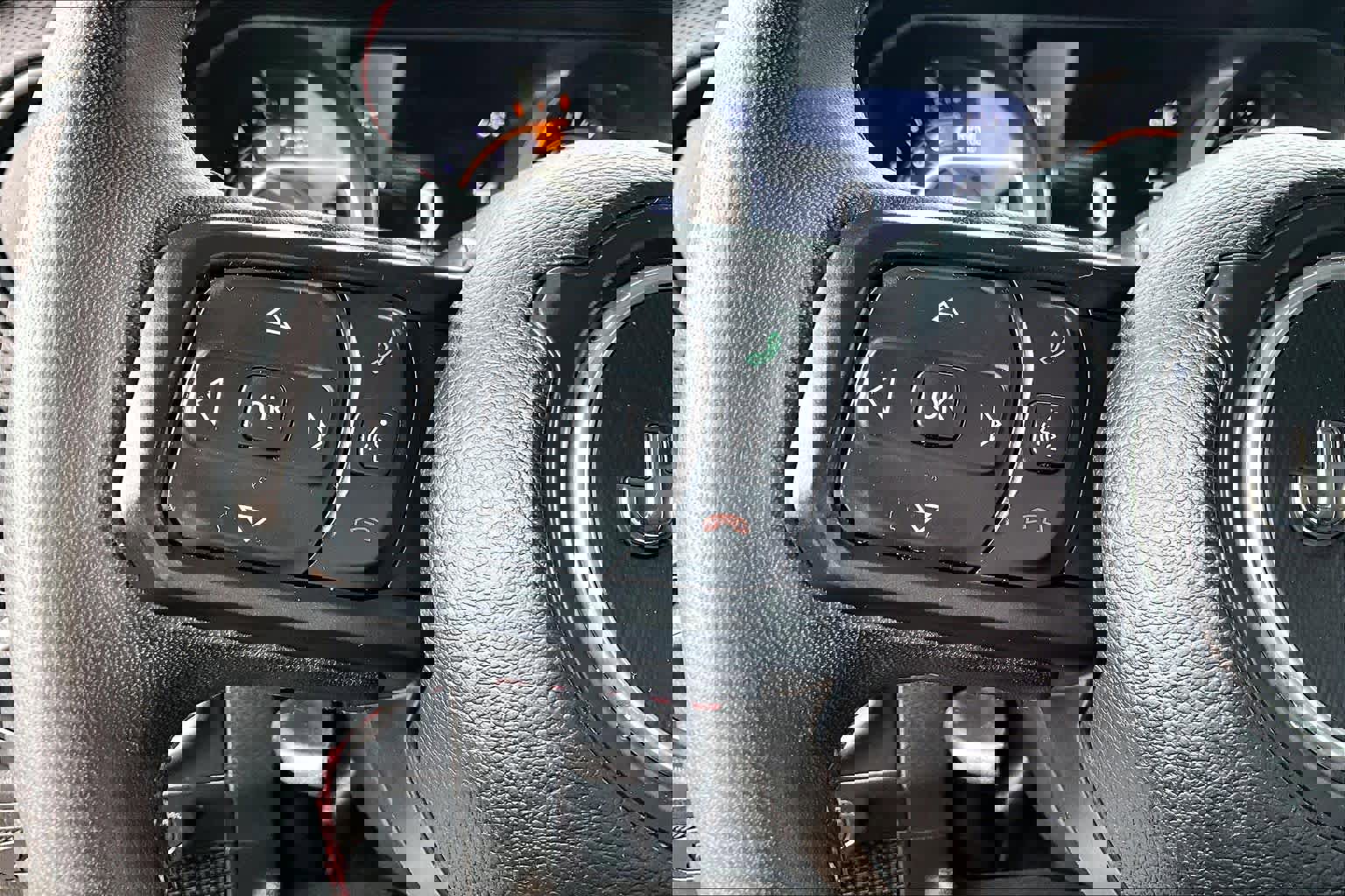 Used 2024 Jeep Wrangler Unlimited Rubicon w/ Technology Group image 22