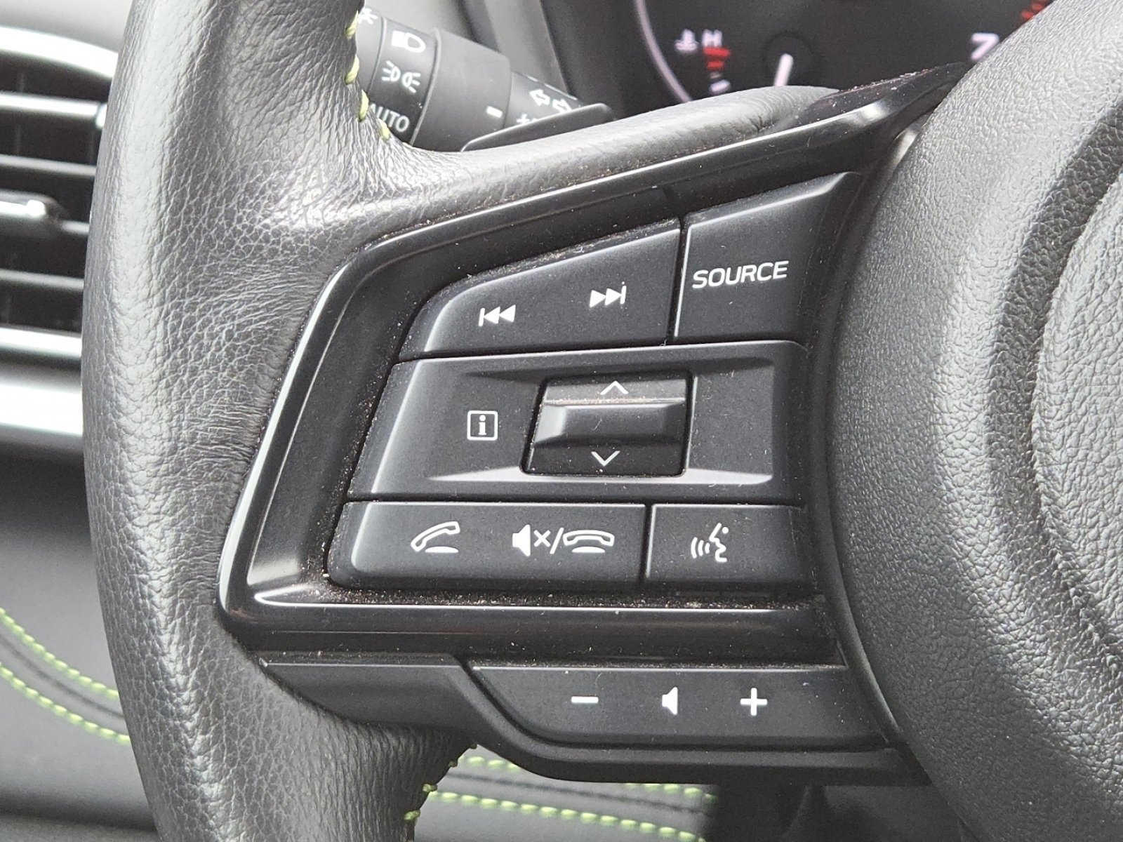 Used 2025 Subaru Outback Onyx Edition image 34