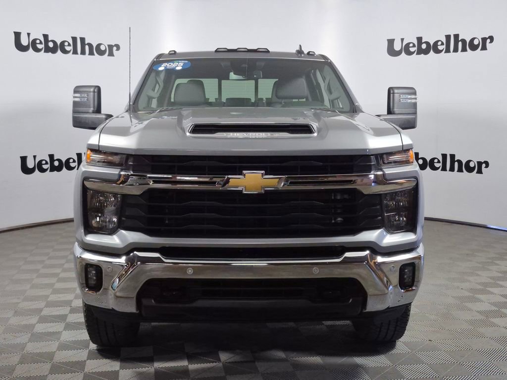 Used 2025 Chevrolet Silverado 2500 LT w/ All Star Edition AWD/4WD image 2