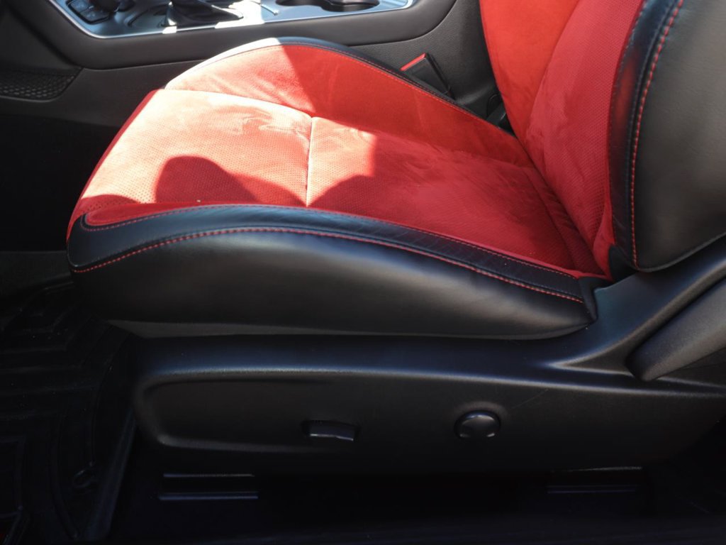 Used 2022 Dodge Challenger R/T Scat Pack RWD image 17