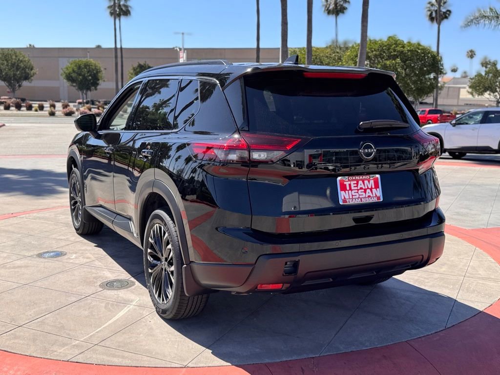 New 2026 Nissan Rogue Dark Armor image 5